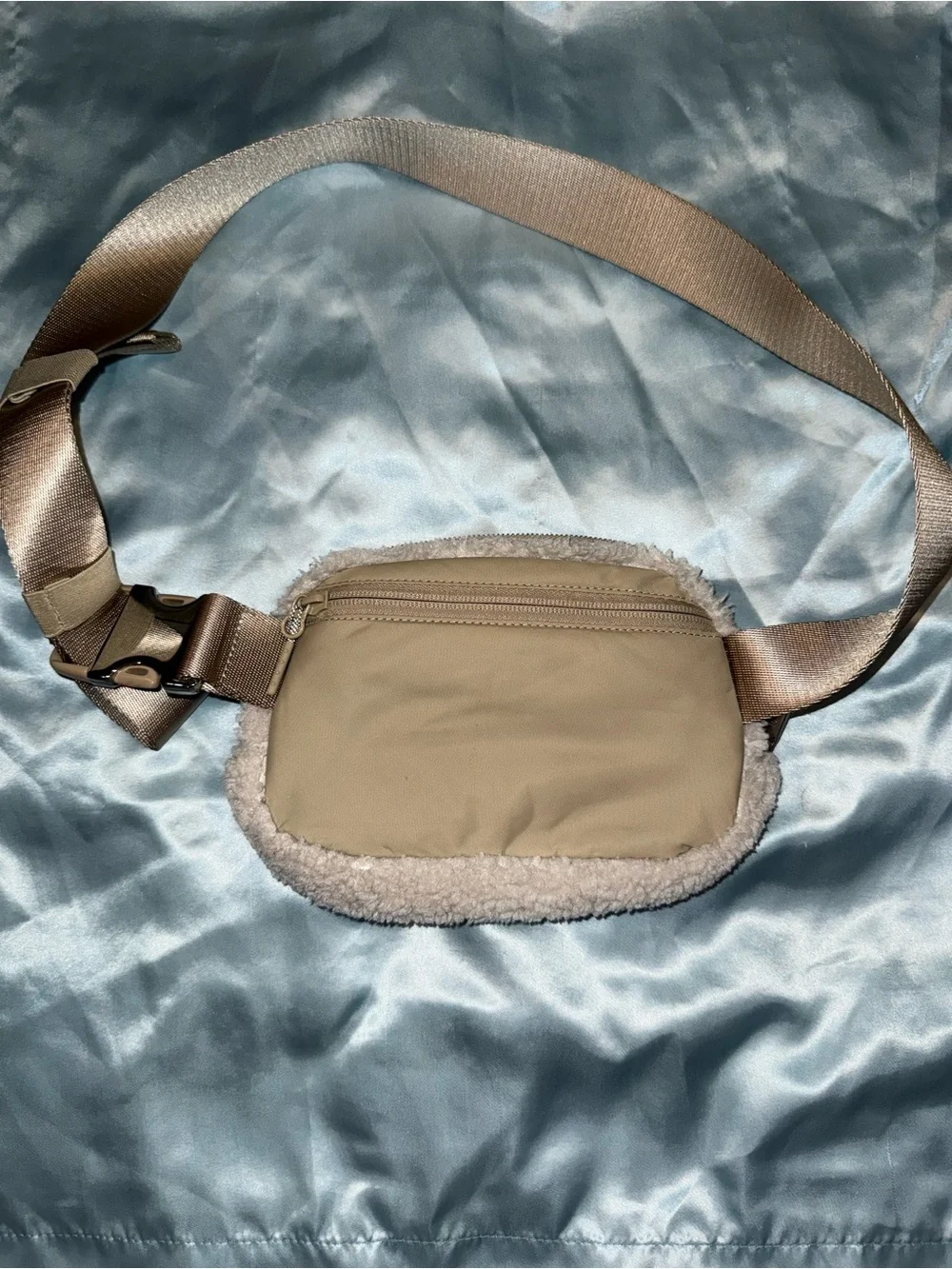 lululemon wear everywhere white sherpa belt bag